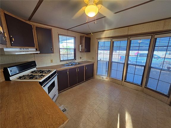 4th image of 1652 E Gran Circulo