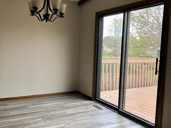 4th image of 8011 Fairfield Cir