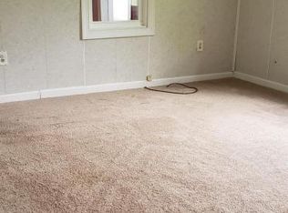 215 Park St, Sophia, WV 25921