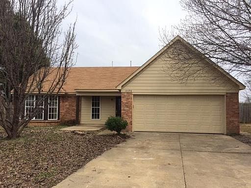 1st image of 10398 Yates Dr