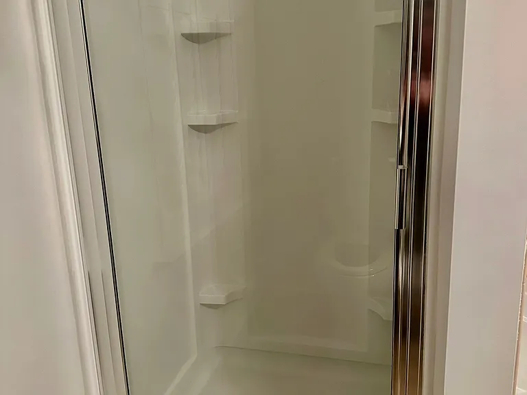 172 Shrewsbury Dr — Photo 23