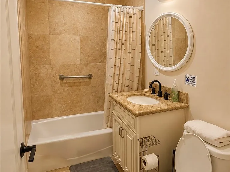 6701 Cantaloupe Ave — Photo 1