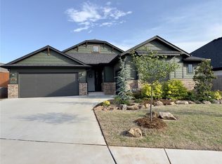 904 Kings Canyon Rd, Norman, OK 73071