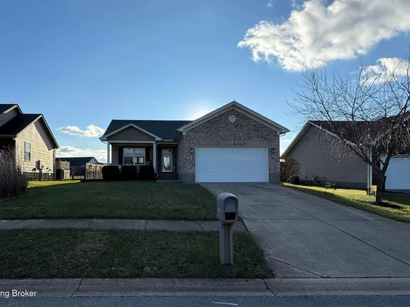 145 Meadowcrest Dr, Mount Washington, KY 40047