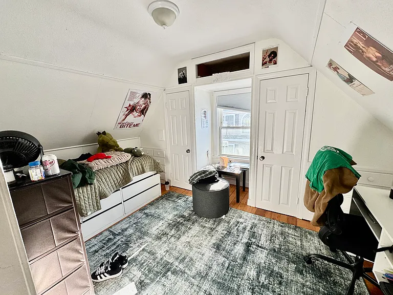 8 Trafford St #2 — Photo 10
