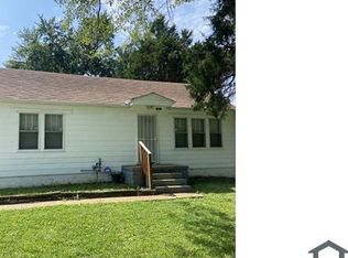 10011 Imperial Dr, Saint Louis, MO 63136