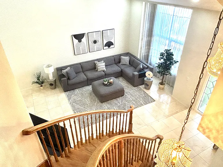 18210 Hatteras St — Photo 29
