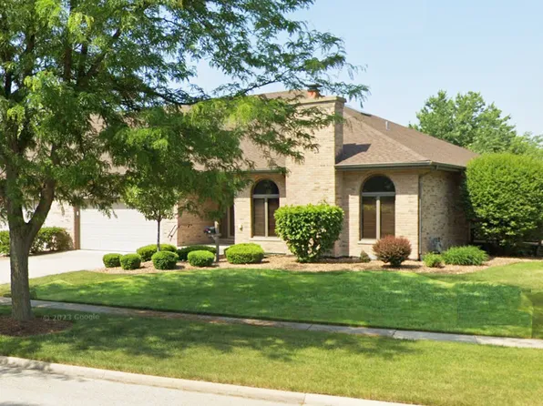 185 Whisper Creek Dr, New Lenox, IL 60451