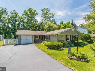 13148 Morning Spring Ln, Fairfax, VA 22033