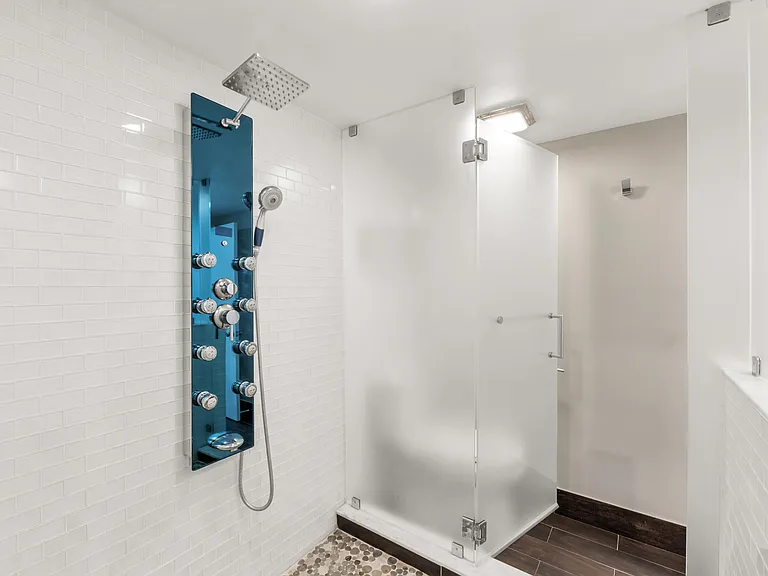 1510 SE 15th St #106 — Photo 10