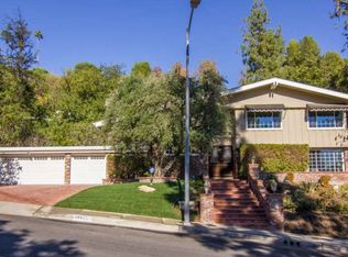 19625 Valdez Dr, Tarzana, CA 91356