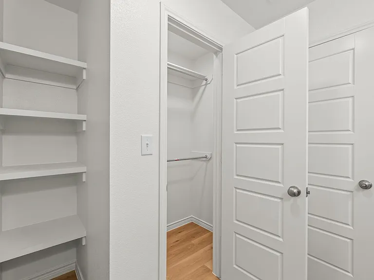 11409 N Cres #2800-A — Photo 30