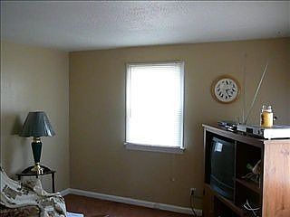 4th image of 202 Osborne Ave