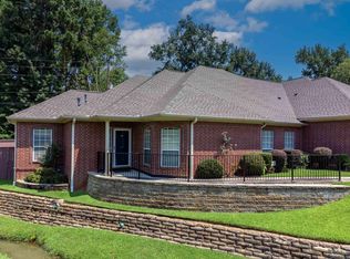 217 Hampton Ct, Longview, TX 75605