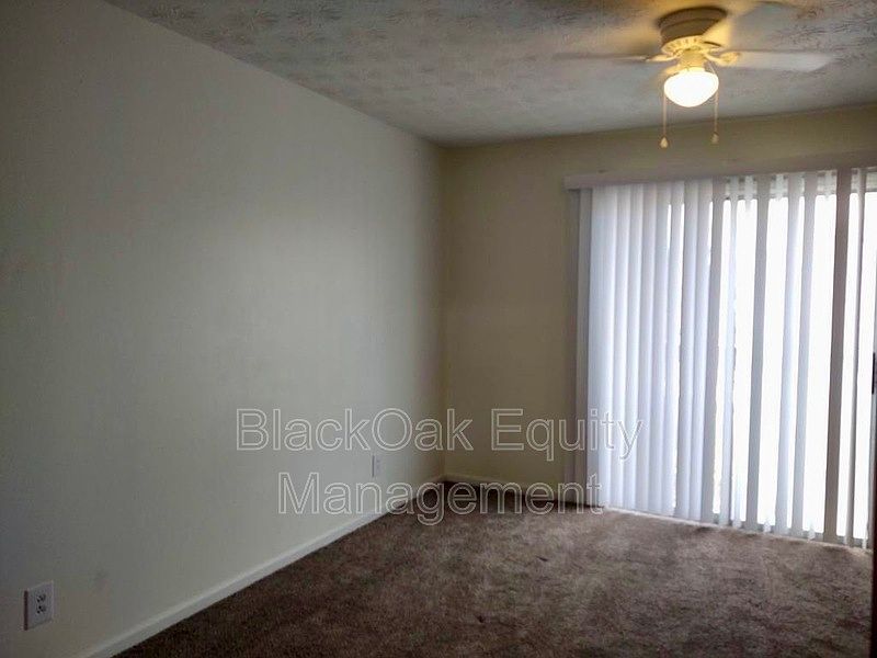 725 Perryville St Harrodsburg, KY, 40330 Apartments for Rent Zillow