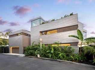 9422 Sierra Mar Dr, Los Angeles, CA 90069