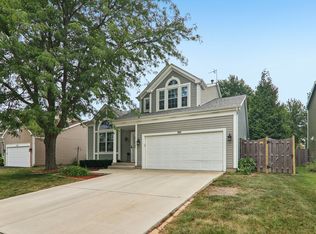 341 Dorchester Ln, Grayslake, IL 60030