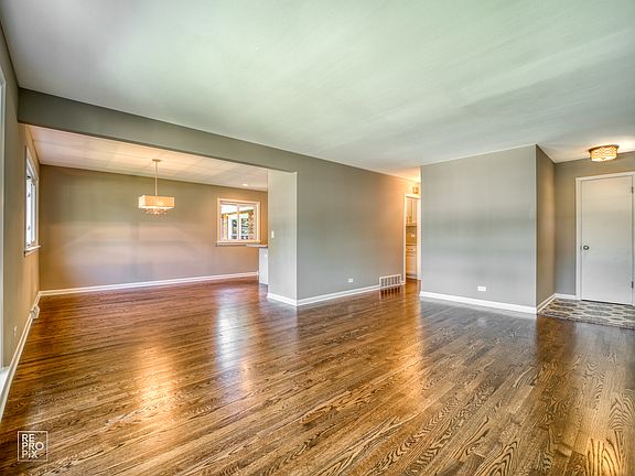 3rd image of 1327 N Highland Ave