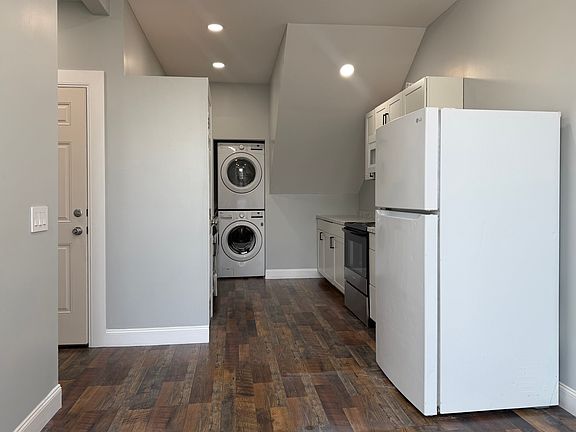 5th image of 110 Partition St #2