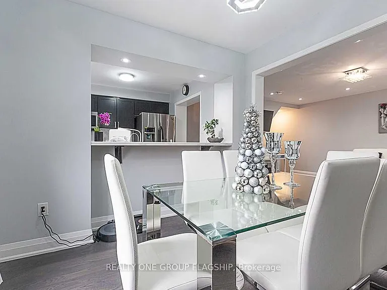 467 Dalhousie Gate — Photo 12