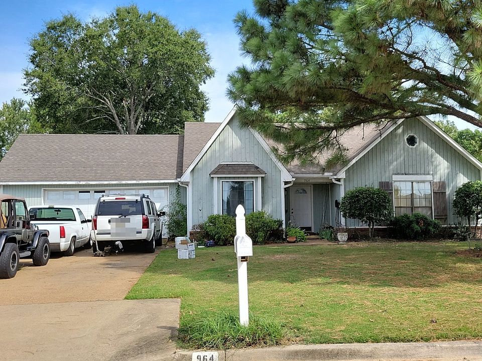 1st image of 964 Greencliff Dr