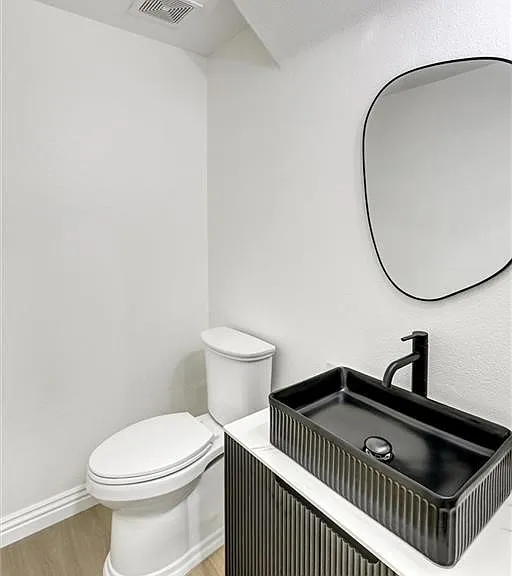 12240 Chantrelle Dr — Photo 17