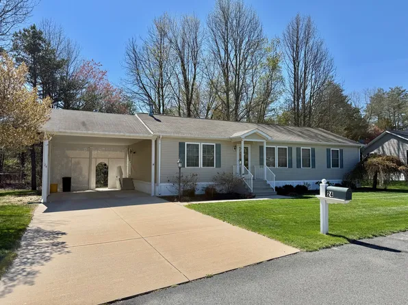 24 Mayflower Dr #222, Cream Ridge, NJ 08514