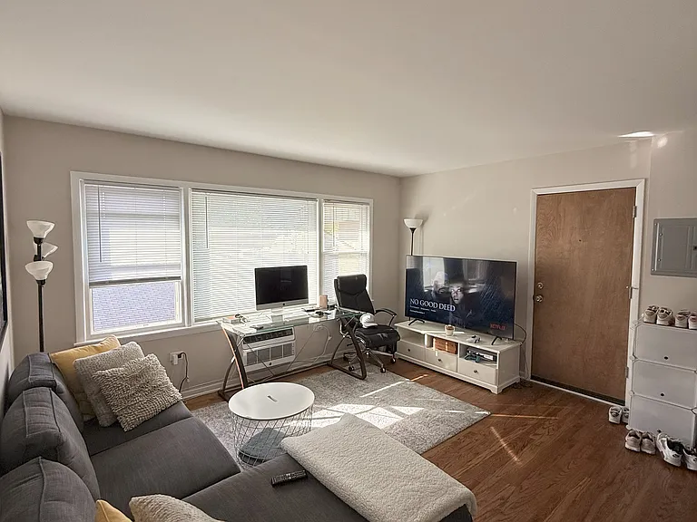 733 Dulles Rd #F — Photo 21
