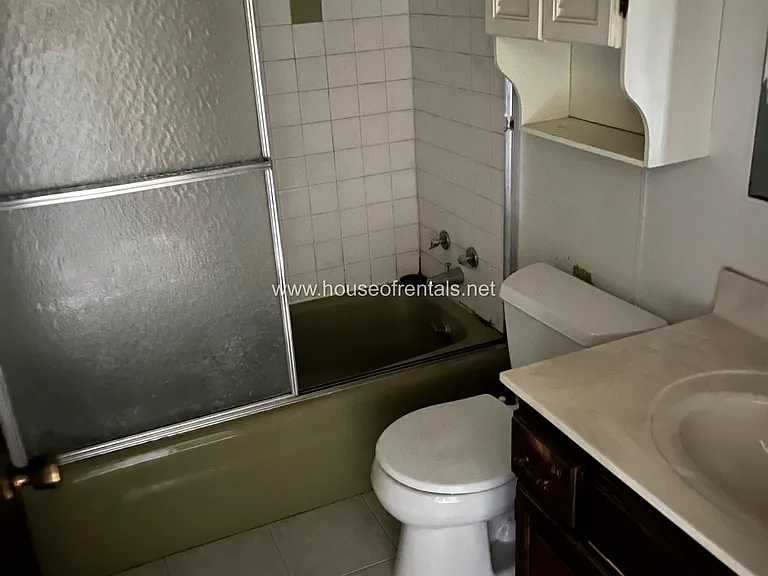 5 Razer St #1 — Photo 8