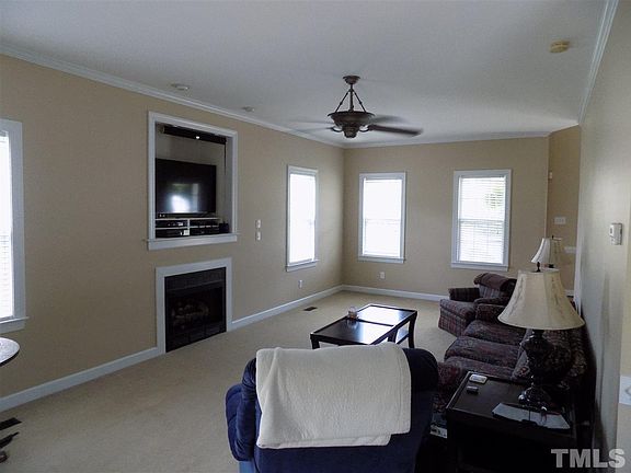 2nd image of 746 Olivia Way