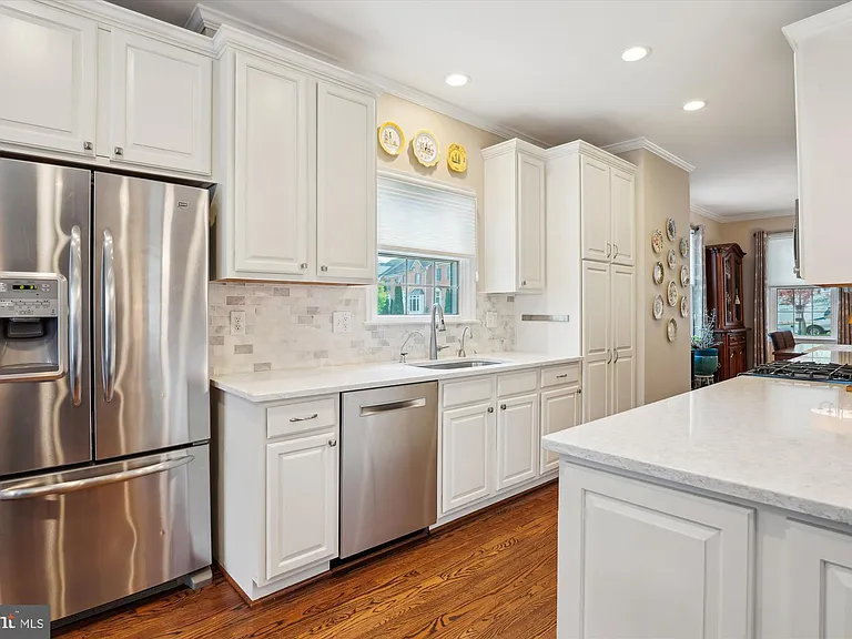 217 Highland Ridge Ave — Photo 5