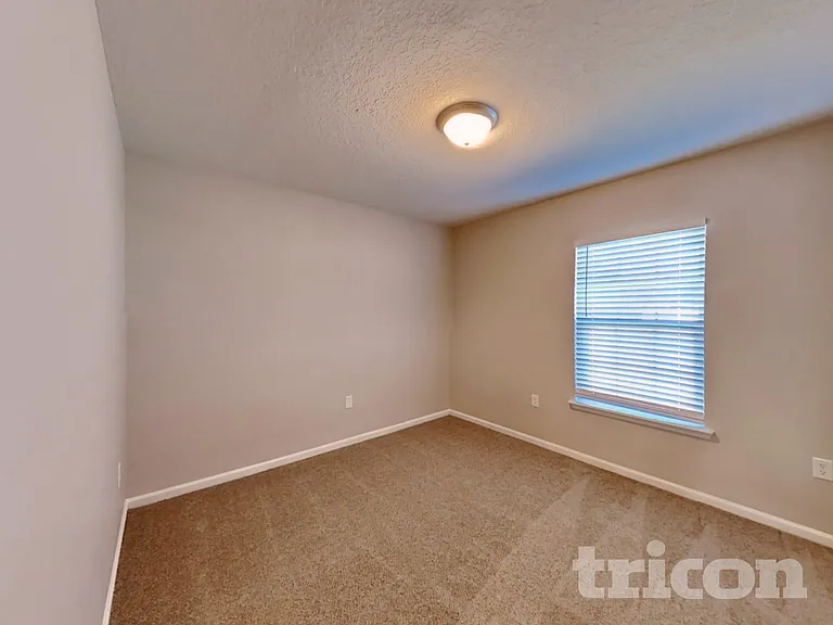 8287 Fouraker Forest Rd — Photo 11