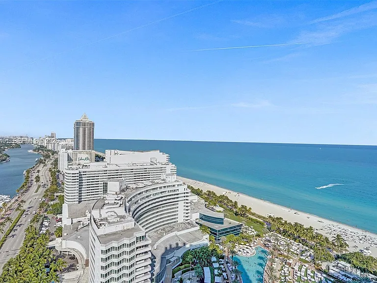 4401 Collins Ave #2915 — Photo 42