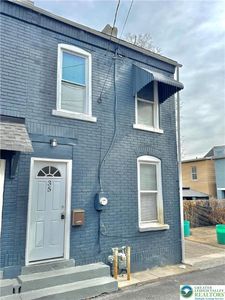 35 Spruce St, Allentown, PA, 18101