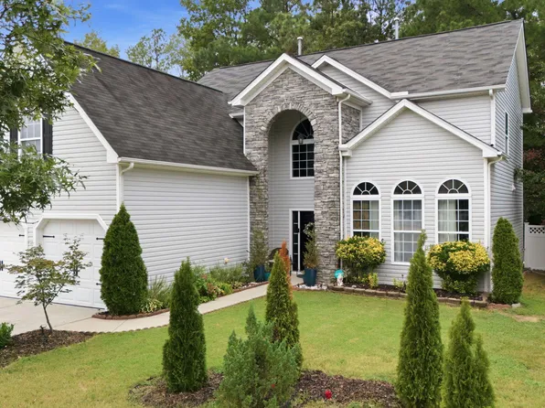 2209 Water Spray Dr, Raleigh, NC 27610