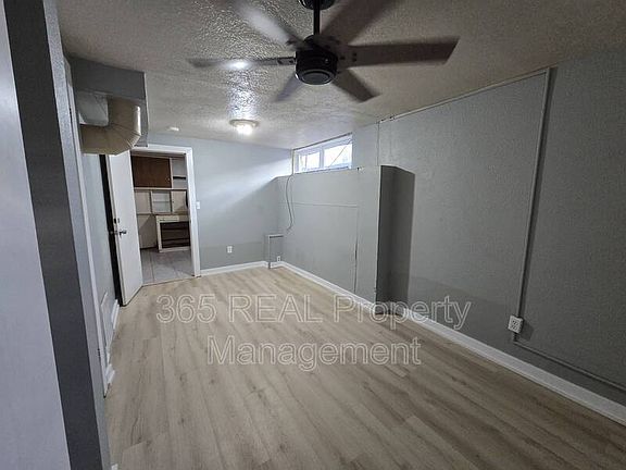 4th image of 1820 8th Ave Unit 2