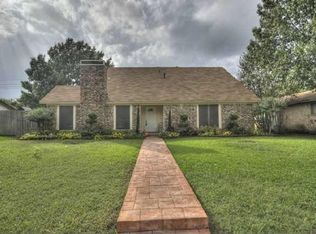 806 Reno St, Lewisville, TX 75077