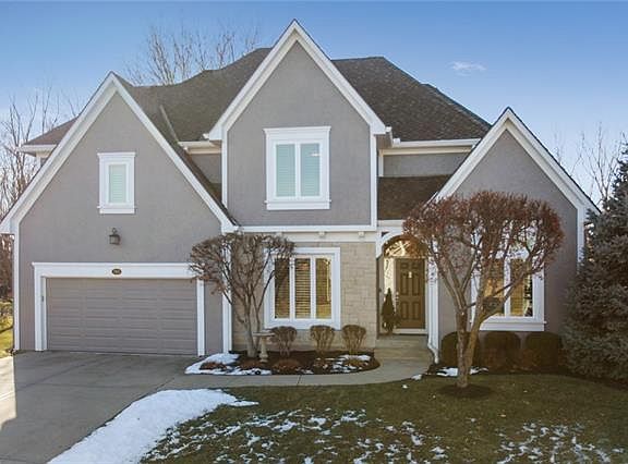 3rd image of 7805 N Sunset Dr