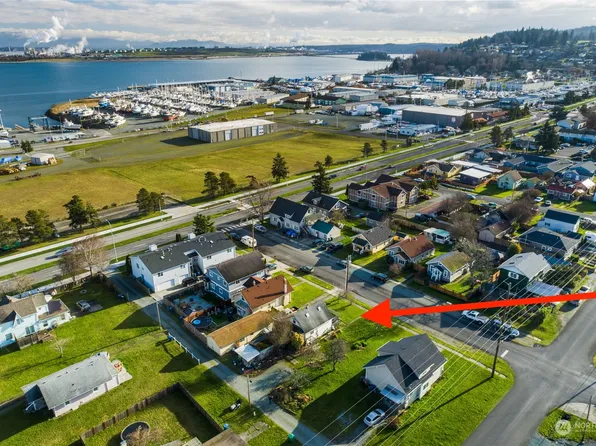 814 26th Street, Anacortes, WA 98221