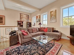 108 Main St APT 4, Charlestown, MA 02129