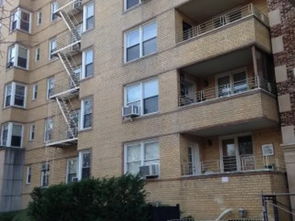 1250 Ocean Pkwy image 1 of 1