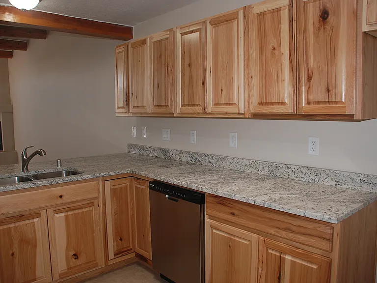 659 Reeves Pl SW — Photo 6