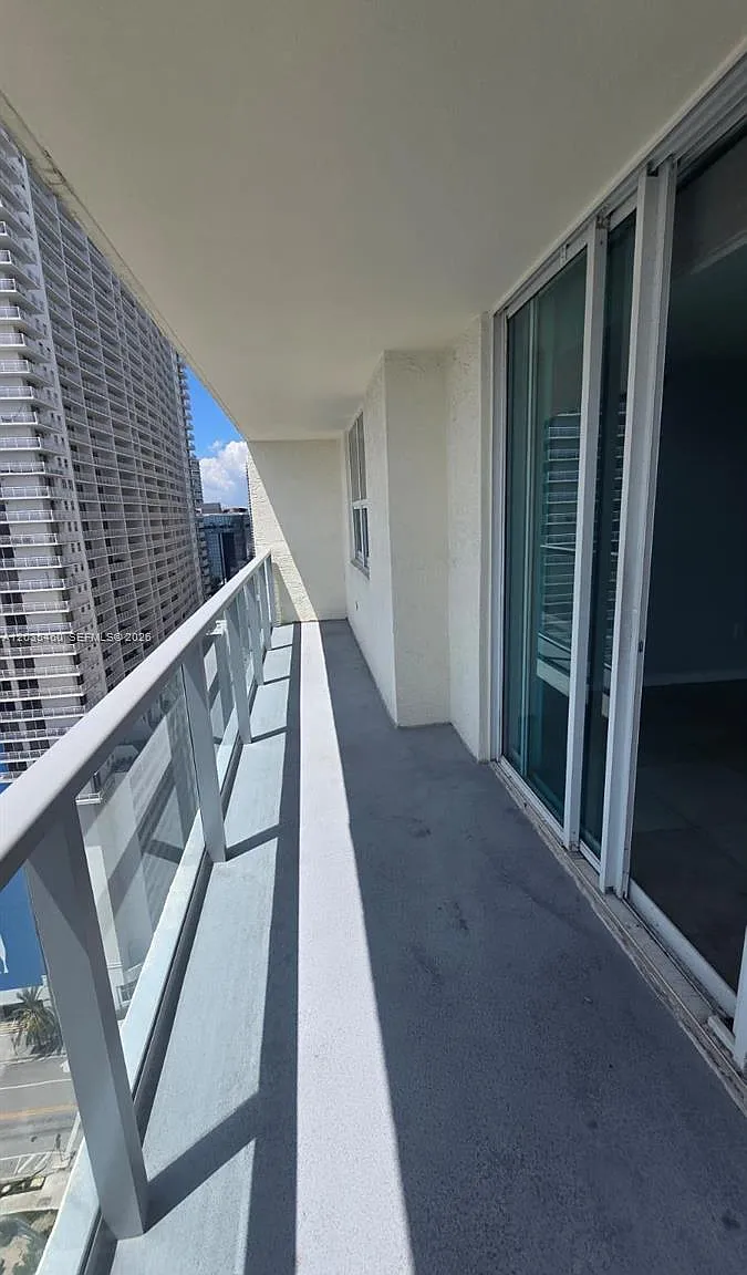 The Mark On Brickell Cond — Photo 3