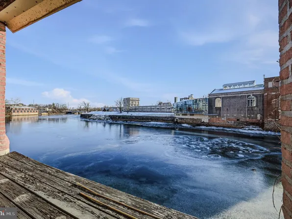 1880 Superfine Ln APT 7, Wilmington, DE 19802