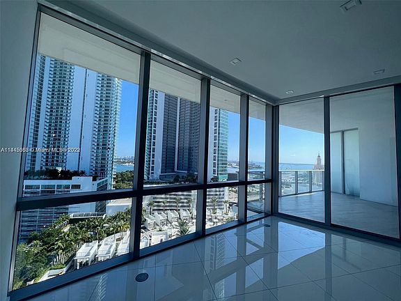 2nd image of 851 NE 1st Ave #1703