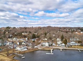 13 Grove Ave, GROTON, CT 06340