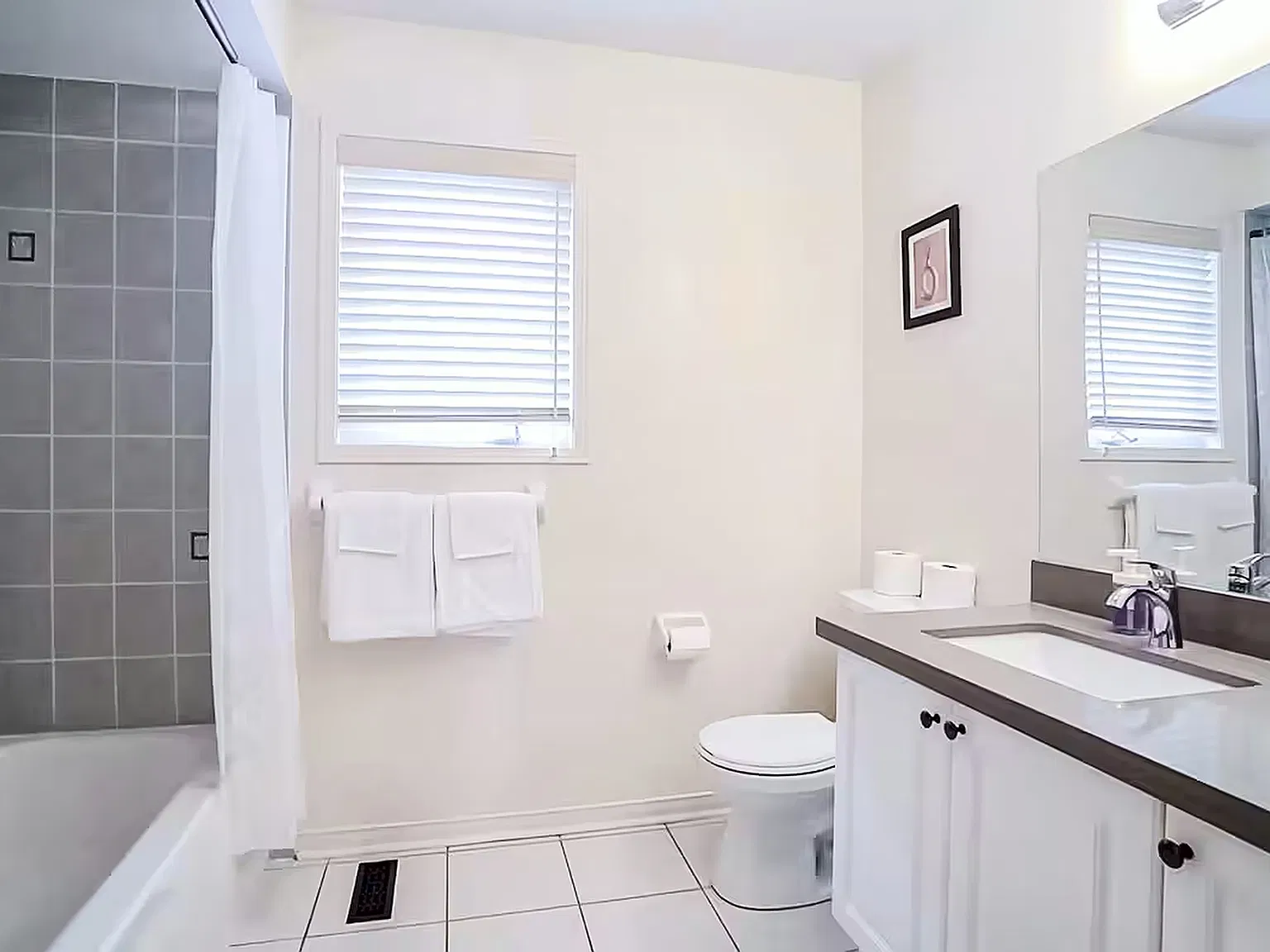 781 Stargazer Dr — Photo 3