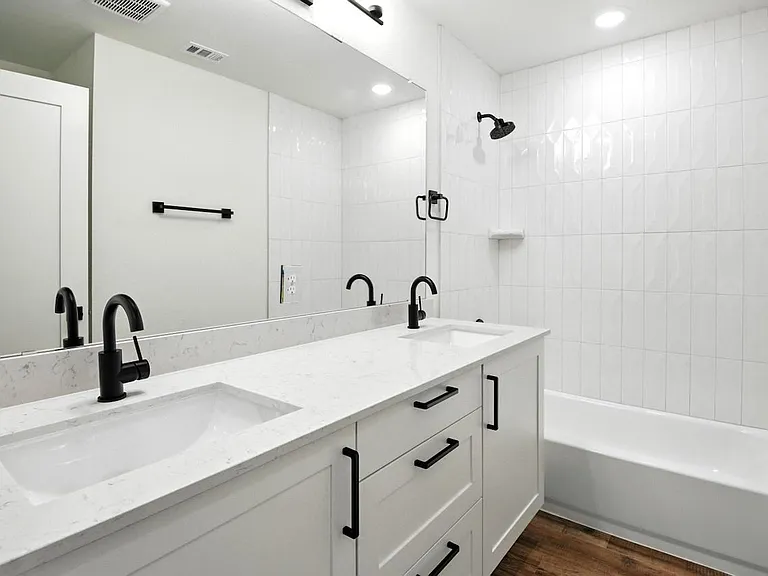 1814 N Peach Creek Dr #B — Photo 6