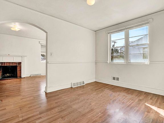 5th image of 603 Tindal Rd