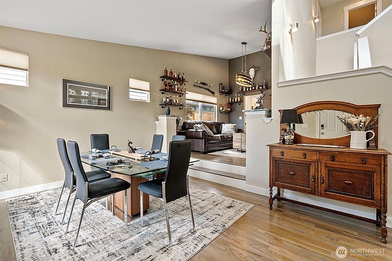 4th image of 38018 38th Avenue S